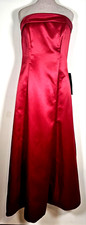 Jump Apparel Wendye Chaitin Women Size 11/12 Waist Red Dress with scarf
