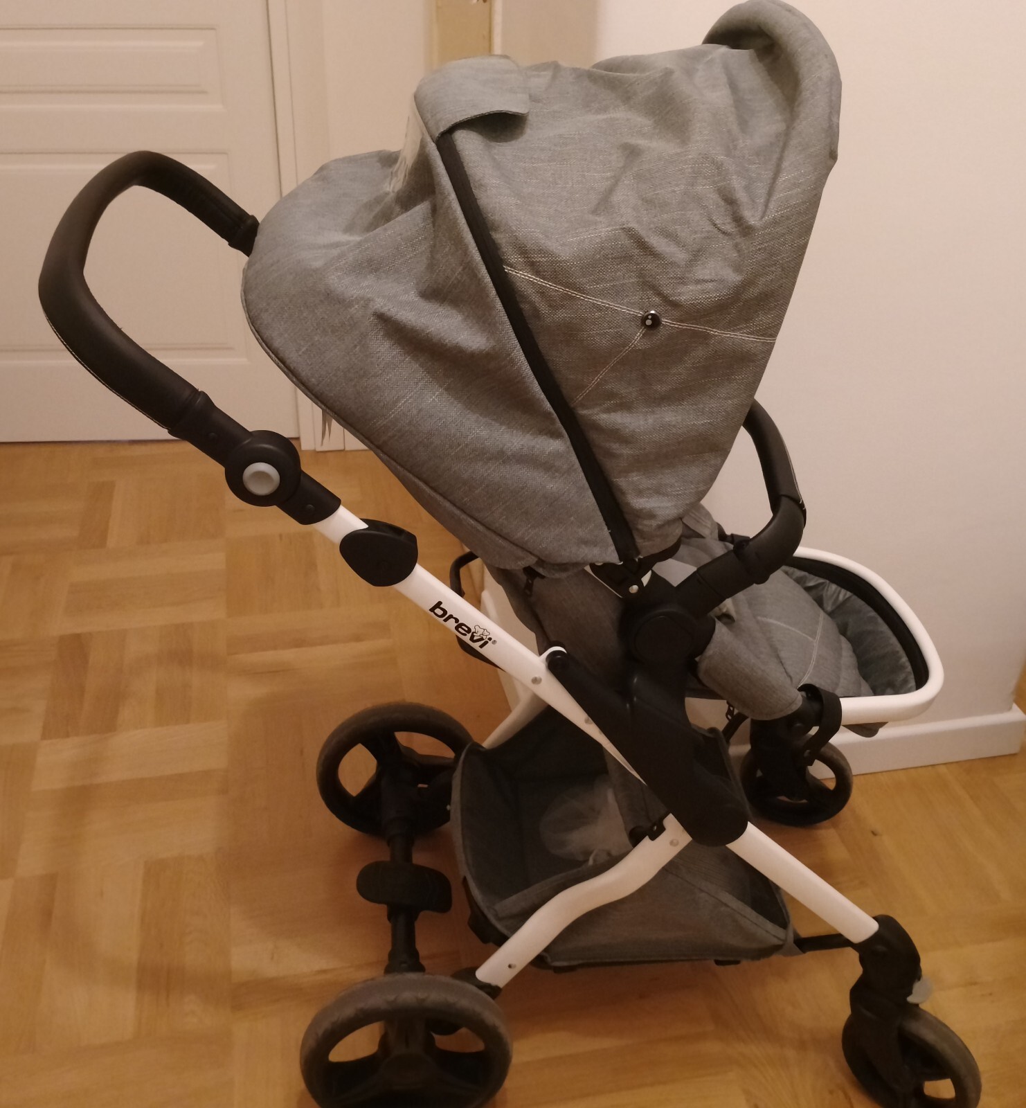 Foto 3 di 6
