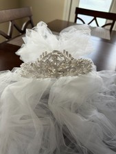 Vintage Wedding Veil with headpiece