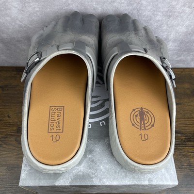 NEW Bravest Studios x Kid Cudi Moon Clogs Size 10 15th