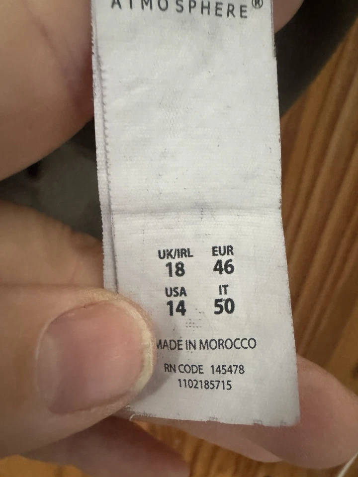 Khaki Green Mock Suede Stretchy Skirt Him Size 18 *smoke & pet Free - Image 3 of 3