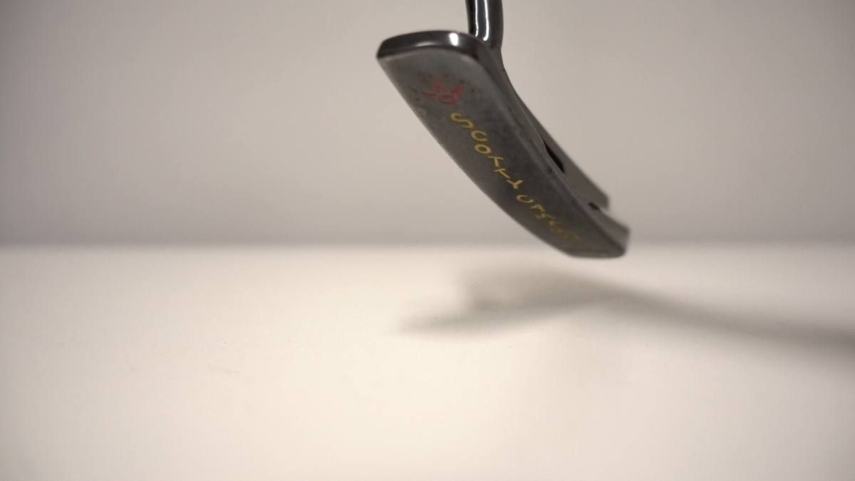 SCOTTY CAMERON STUDIO DESIGN 1 putter droit avec couvre-chef SCOTTY CAMERON STUDIO DESIGN 1 putter droit avec couvre-chef