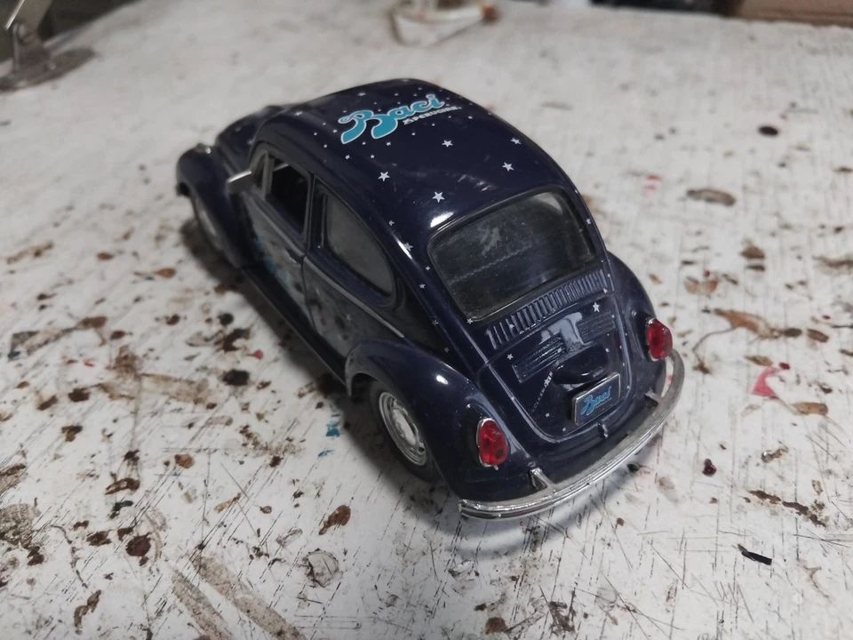 Welly 1/32 Volkswagen Beetle Maggiolino Baci Perugina - Immagine 2 di 4