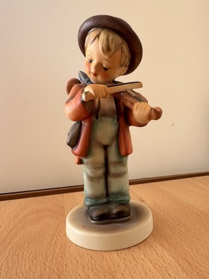 Hummel Figur von Goebel  Kleiner Geigenspieler  2/6