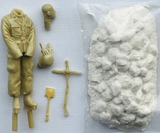 FOG Models Resin figure MK35 SS Soldier at grave Normandy 44 1/35 WWII