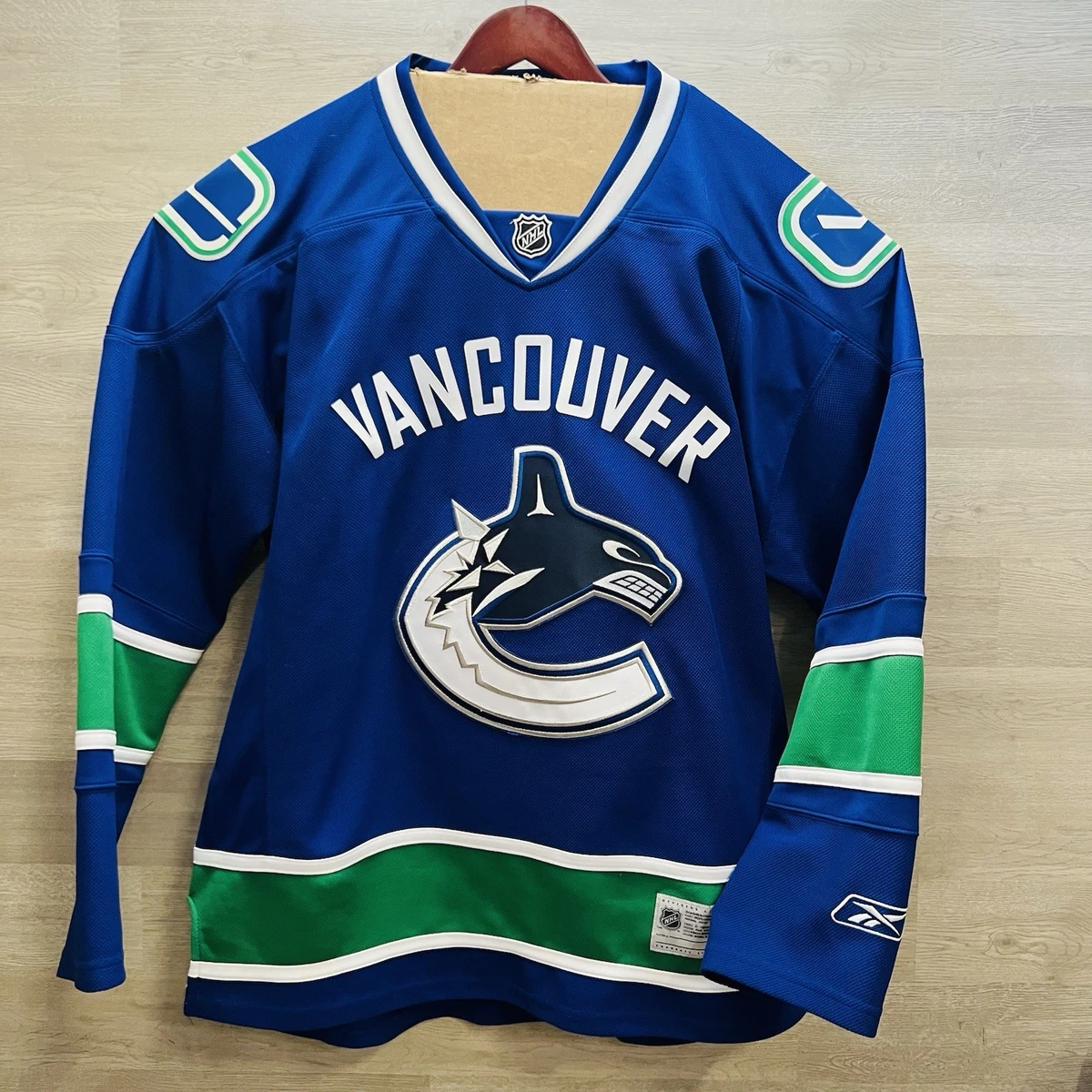 NHLバンクーバー・カナックス Reebok ホッケーシャツ サイズ　XL Reebok Vancouver Canucks Size XL NHL Fan Apparel & Souvenirs for