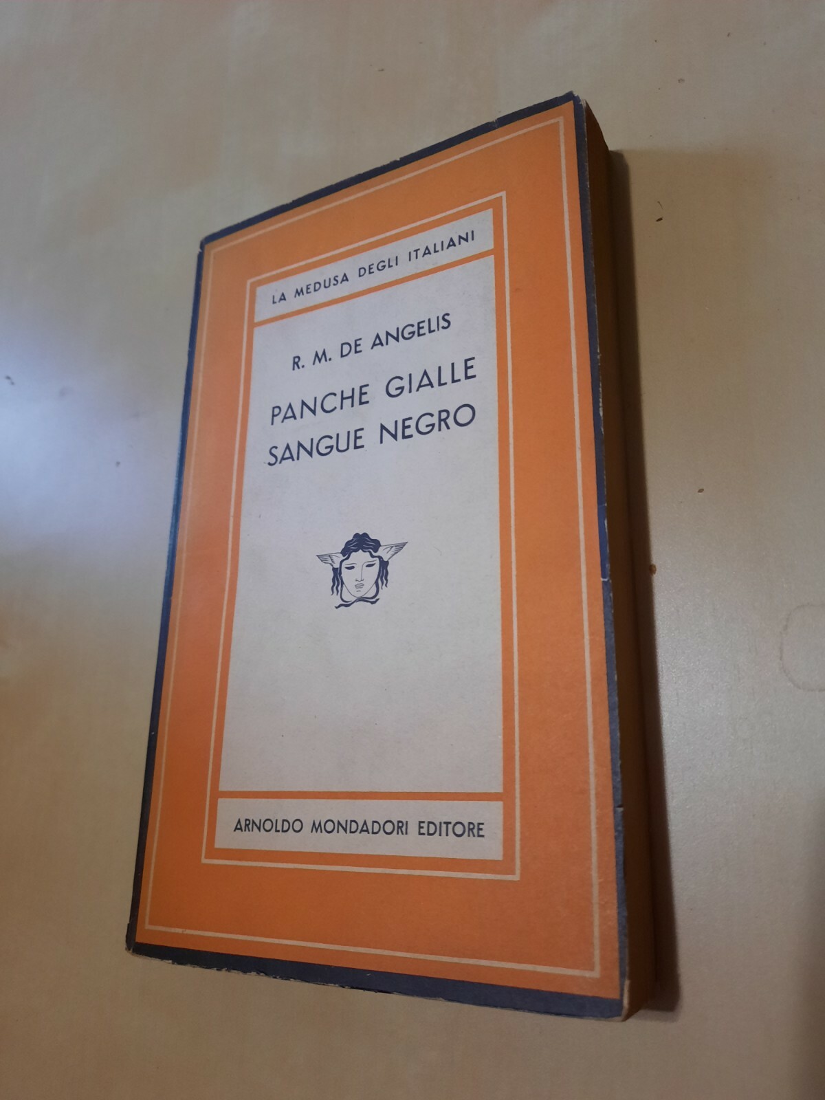 Foto 1 di 4
