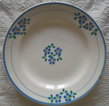 PIATTO  VEDOVA BESIO E FIGLI N.1 a fiorellini blu, no crepe  no filature.