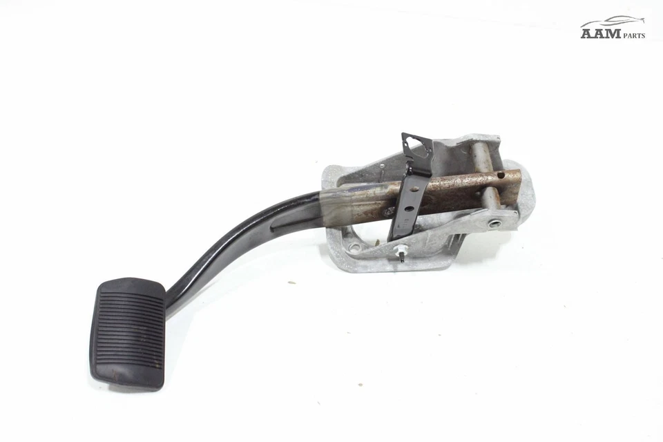 2012-2022 DODGE DURANGO PARKING ASSIST BRAKE STOP PEDAL W/ BRACKET OEM - Image 2 of 4