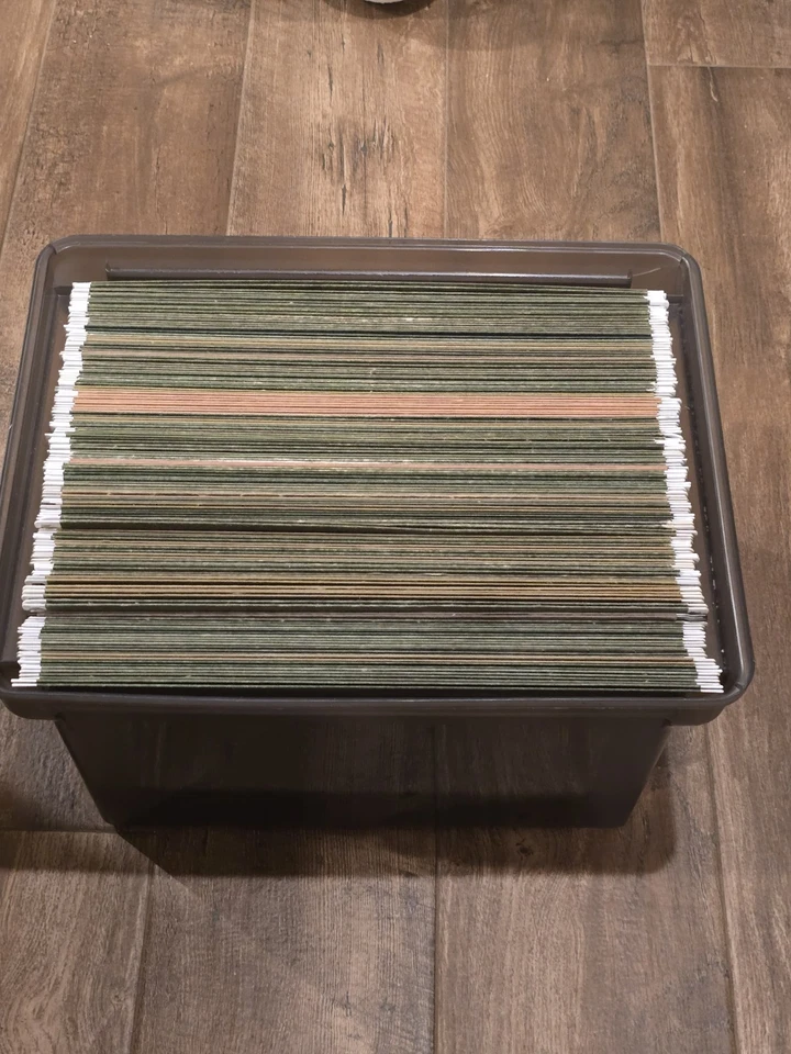 Oxford Legal Hanging File Folders No Tabs Green/Tan, 75 Count - Image 4 of 4