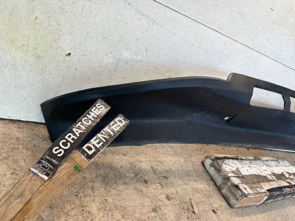 19-24 RAM 2500 3500 FRONT BUMPER LOWER AIR DAM OEM MOPAR 68384301AB - Image 2 of 4