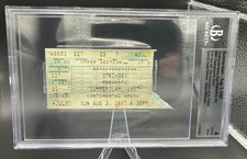 🔥 WWF/WWE SUMMERSLAM 1997 TICKET! BECKETT GRADED! 🔥 HART VS UNDERTAKER, AUSTIN