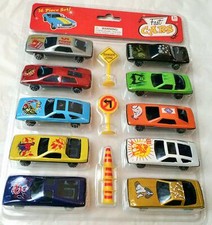 16pc Toys Hot Fast Cars Wheel Vehicle Diecast 1:64 Set w/ Street Signs 4 Cones