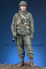 ALPINE MINIATURES 1:35 SET 35304 WWII US INFANTRY  1 FIGURE-2 HEADS 