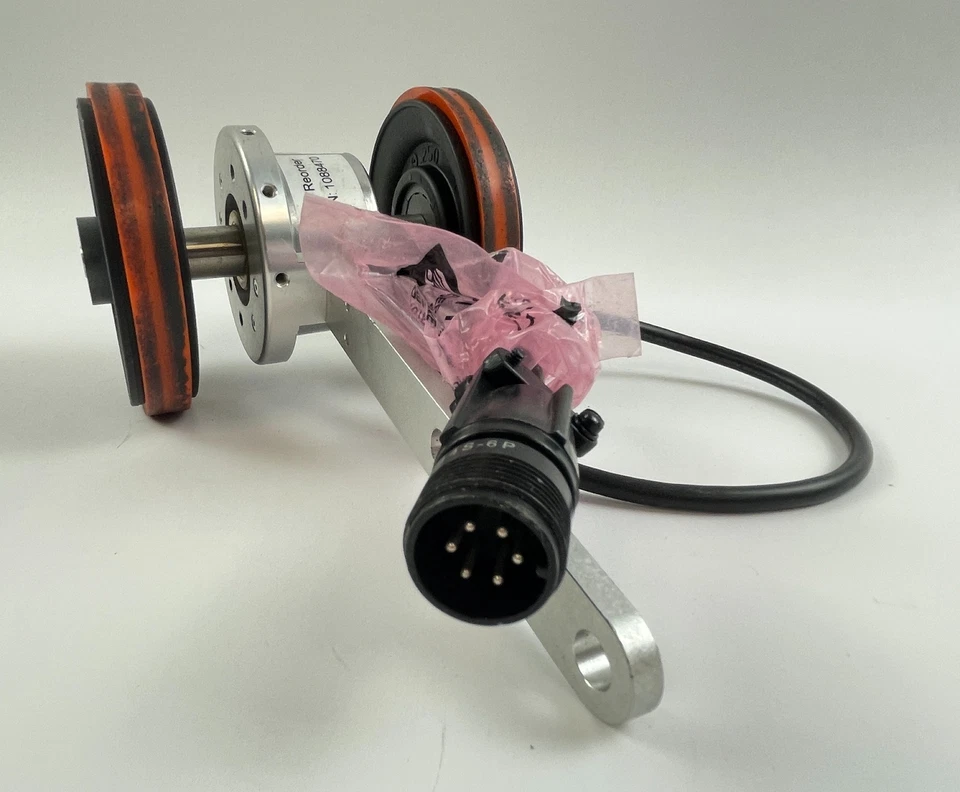 Sick Encoder Measuring Wheel Incremental DBS60E-TJFZAS159 - Image 3 of 3