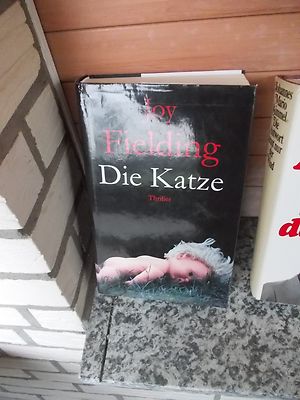 Die Katze, ein Thriller von Joy Fielding, aus dem Verlag GGP Media GmbH