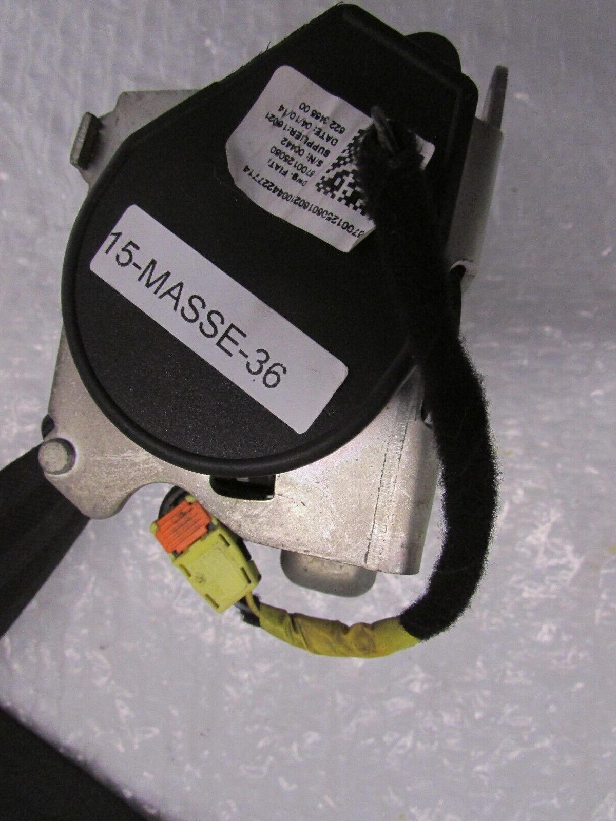 2014-2017 MASERATI QUATTROPORTE LEFT  REAR SEAT BELT RETRACTOR OEM 6700125060