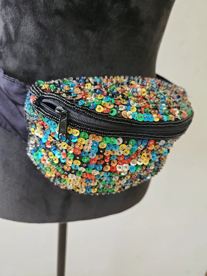  Riñonera Arco Iris Lentejuelas y Perlas Festival ¡imprescindible! Bolso de cintura Fannypack hecho a mano  Foto 2 de 4