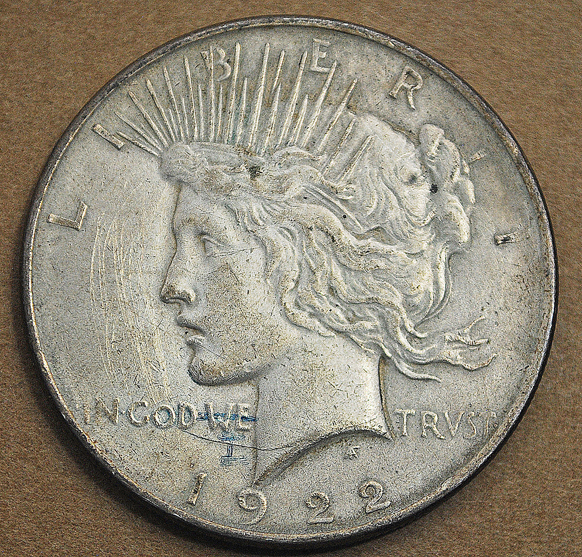 1922 P Peace 90% Silver Dollar Weak Strike Circulated Error - Not