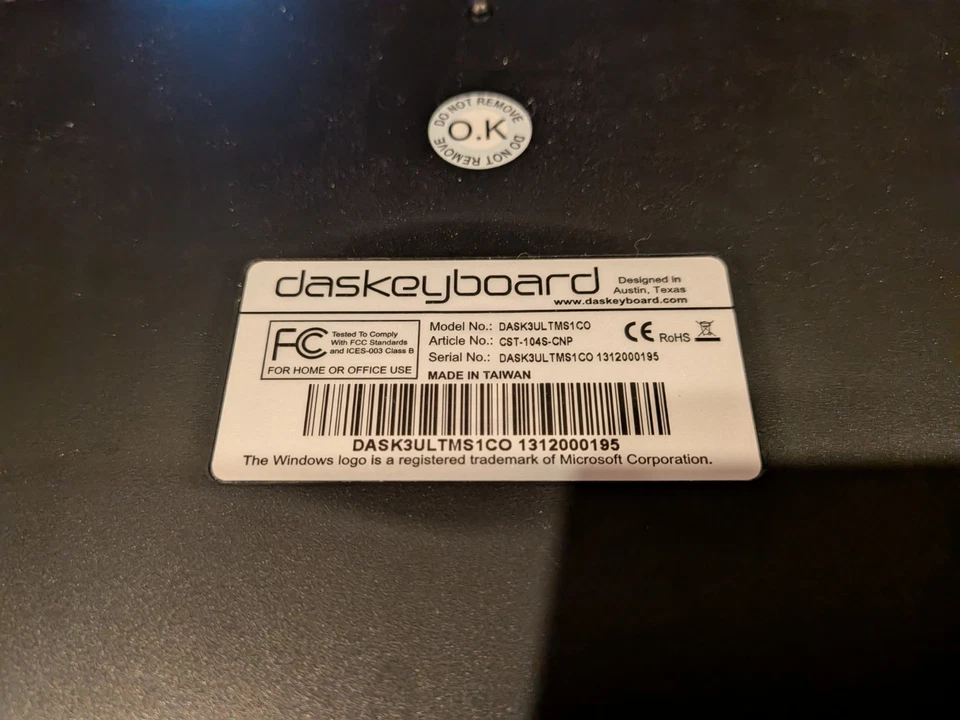 Das Keyboard Model S Ultimate Mechanical MX Blue Switch Blank Keys / Good Cnd - Image 3 of 4