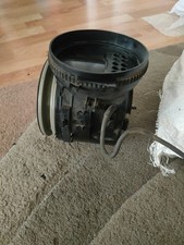 Dyson Dc33 clutched Vacuum cleaner part - motor in housing ( works ) 