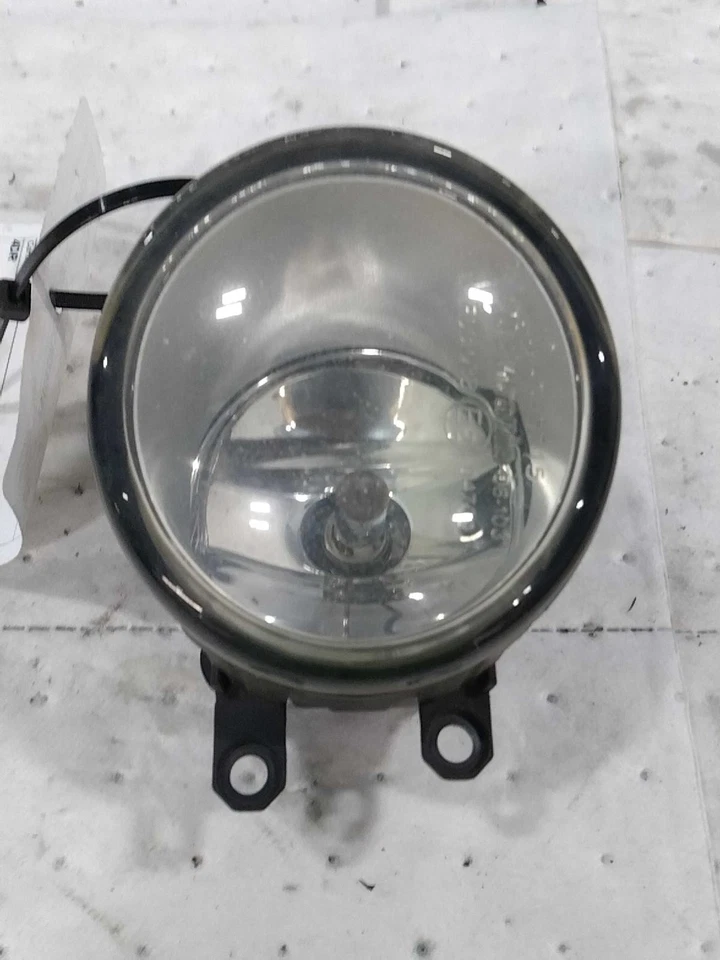 2012 Toyota RAV4 Left Fog Light Assembly Black OEM 501200 Used 167K Miles - Image 2 of 4
