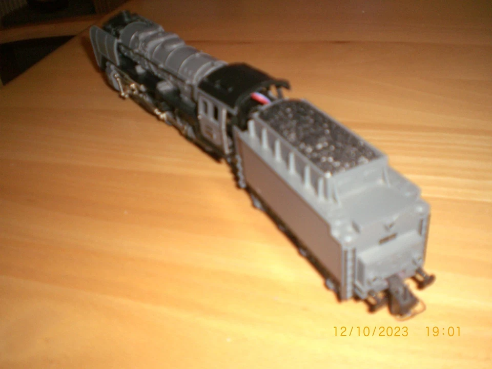 TRIX EXPRESS BR 01 081 GRAU (48) - Bild 3 von 4