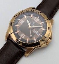 Bulova  C9342134  Mens Gold Tone Quartz Analogue Watch On Leather Strap.