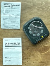 Non Working Sony Walkman SRF-M35 AM/FM Portable Radio w/ Belt Clip Vintage