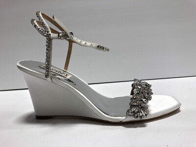 Badgley Mischka Womens Jenna Sandal White Size M