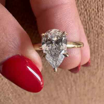 3,90 TCW Birne Moissanit versteckter Halo Verlobungsring Ehering in 9 K Gelbgold