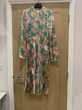 ASOS DESIGN pleated midi dress floral print size 10 Silky Wedding Guest