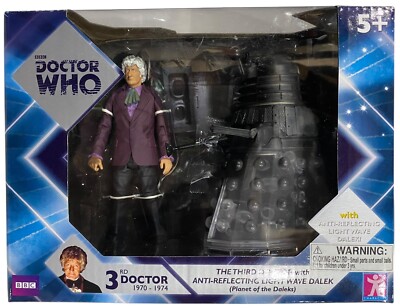 Doctor Who Third Dr & Anti-Reflecting Light Wave Dalek Figure Set NEW Planet of