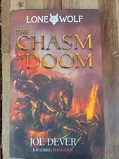 Lone Wolf No. 4 : The Chasm of Doom by Gary Chalk and Joe Dever (1985, Other)