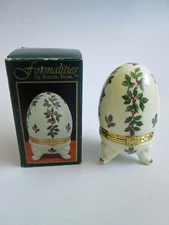 VTG Formalities BAUM BROS Egg Trinket Box Porcelain Christmas Holly Gold Hinged