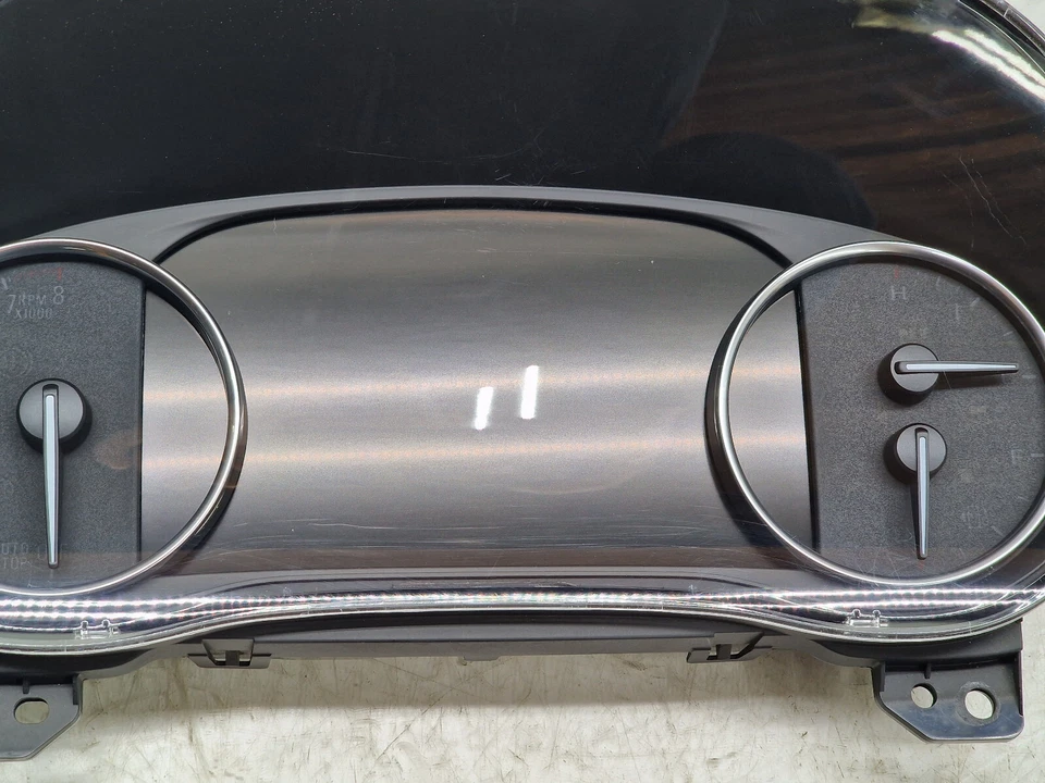 2020-2021 Buick Enclave OEM Speedometer Instrument Gauge Cluster 84924937 - Image 4 of 4