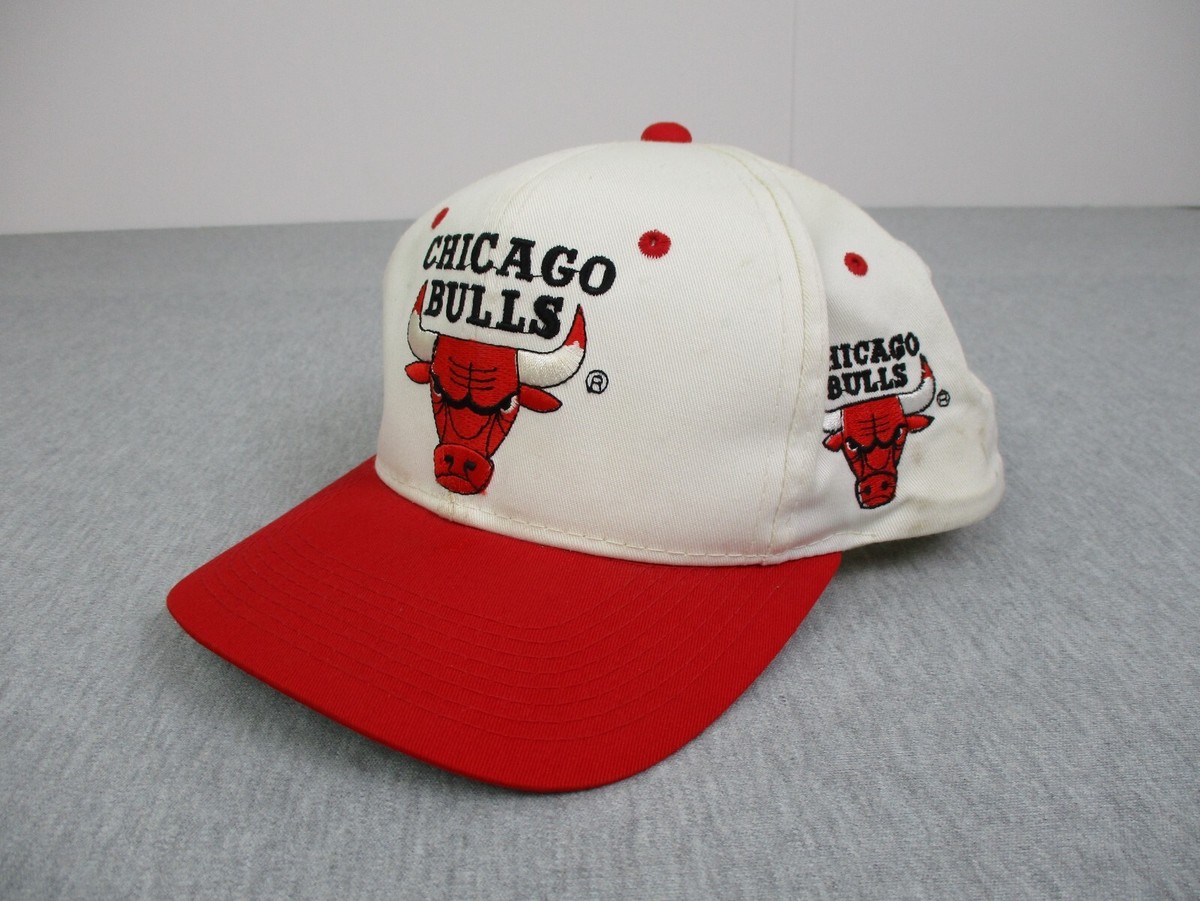 希少 美品 CHICAGO BULLS CAP キャップ 90s NBA レア VINTAGE Chicago Bulls Hat Snap Back NBA White Blockhead Youngan