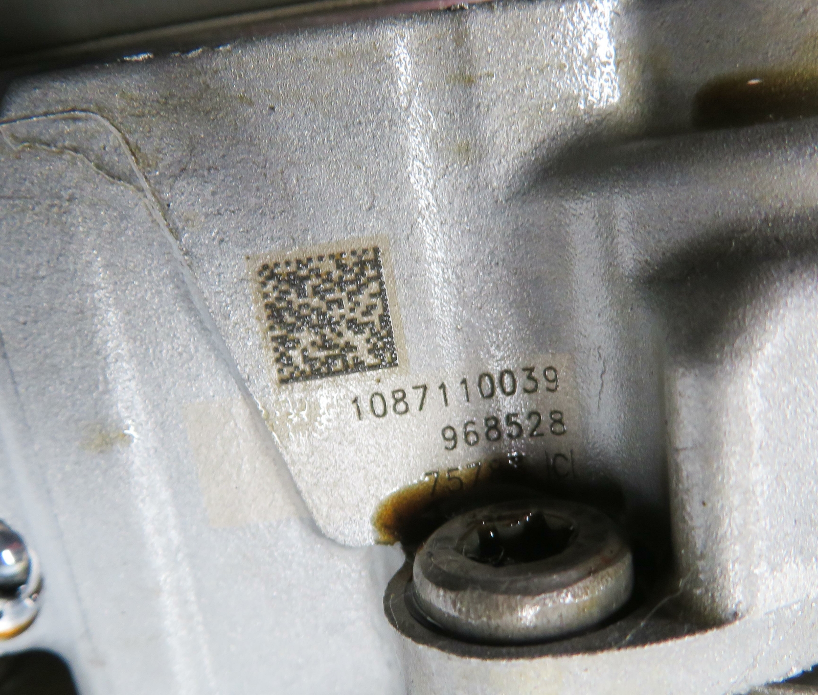 1012 BMW 550i 550iGT (F07 F10) 4.4L N63 8HP70 AT TRANSMISSION OIL