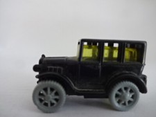 Oldtimer 1919 / Schwarzer Fiat 501 mit graue Räder " Schwungrad Variante 1