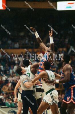 EX796 Patrick Ewing Knicks - Robert Parish Celtics 8x10 11x14 16x20 Photo