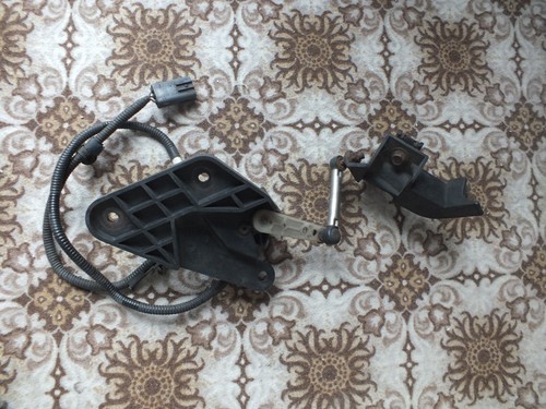 Original Mazda F014002825 Xenon Scheinwerfer Niveausensor Automatikscheinwerfer