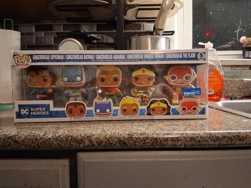 Funko Pop! Vinyl: DC Universe - Gingerbread Superman / Gingerbread Batman /...
