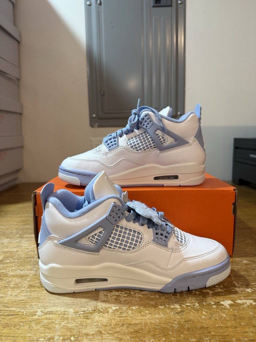 Womens Size 6.5-Nike Air Jordan 4 White/Aluminum-Blue Tint HV0823