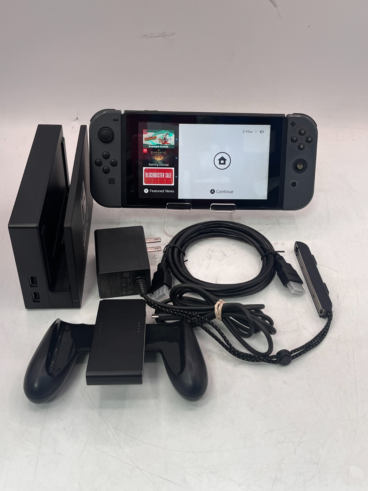 Nintendo Switch (HAC-001) 2017 Nintendo Switch Console