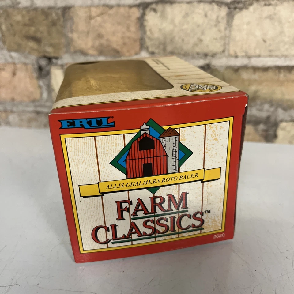 VTG 1991 FARM CLASSICS ERTL DIECAST ALLIS-CHALMERS ROTO BALER 1:43 NIB* - Image 2 of 4