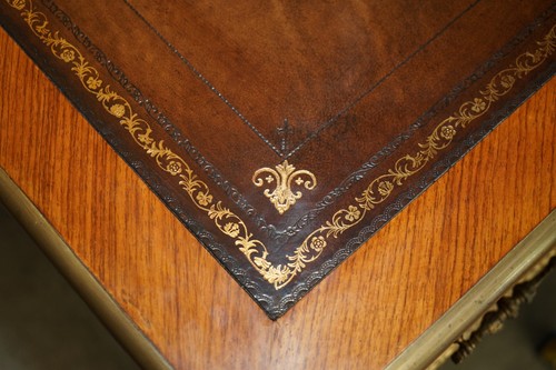 RESTORED ANTIQUE LATE 19TH CENTURY LOUIS XVI ORMOLU MOUNTED BUREAU PLAT DESK - Picture 15 of 24