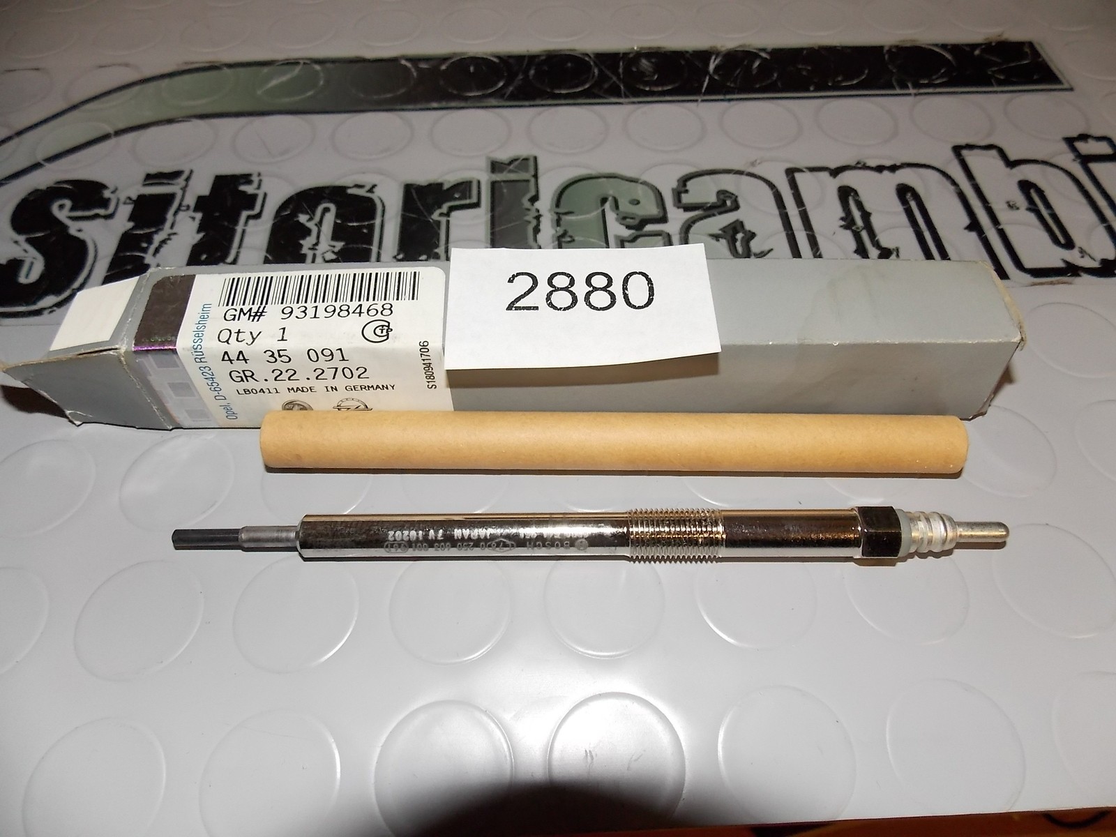 Original Glow Plug Suitable For Opel Vivaro A Movano B Master III