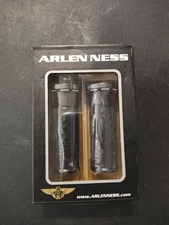 Arlen Ness TBW Slot Track 1" Motorcycle Grips 08-19 Harley Touring Softail FLHX