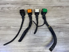 2005 Chrysler Town &Country LX V6 3.3L ECM ECU Wiring Harness Plug Connector OEM