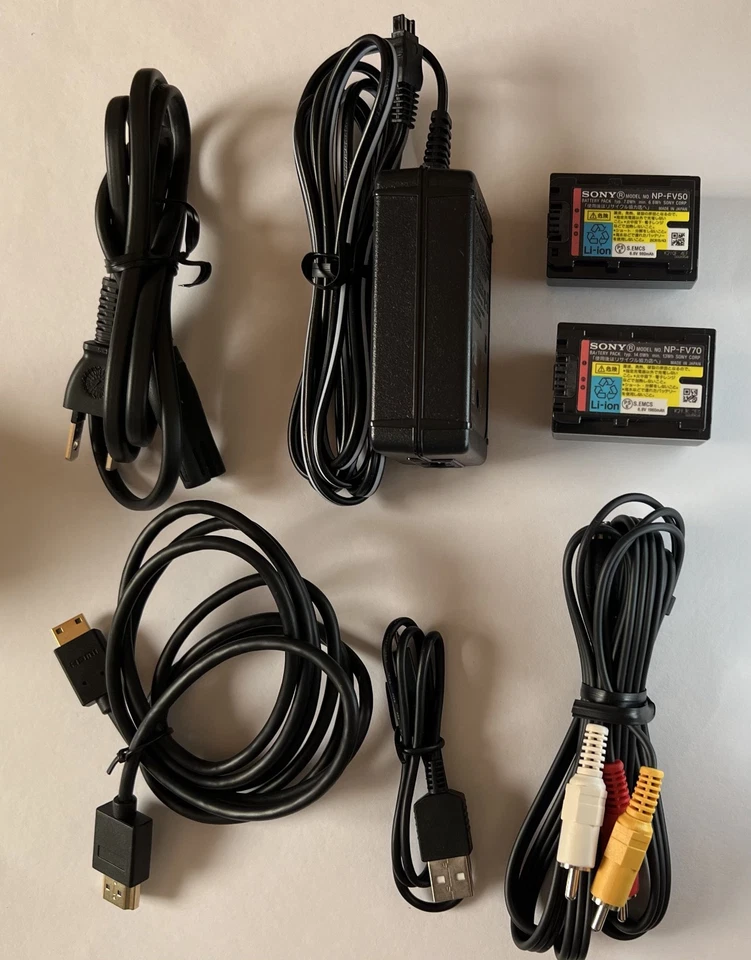 SONY Handycam HDR-PJ760V BC 4K 96GB Video Camera with 10x Optical Lens, Black - Image 3 of 4